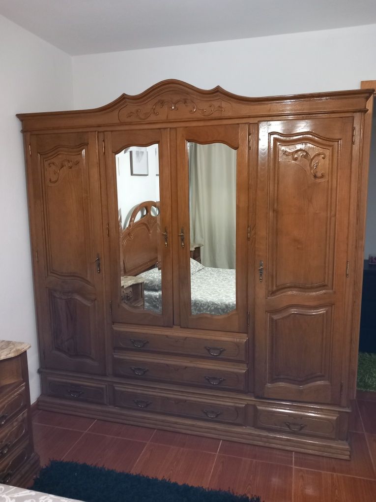 Vendo mobília quarto casal