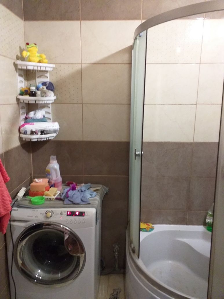Продам трикімнатну квартиру