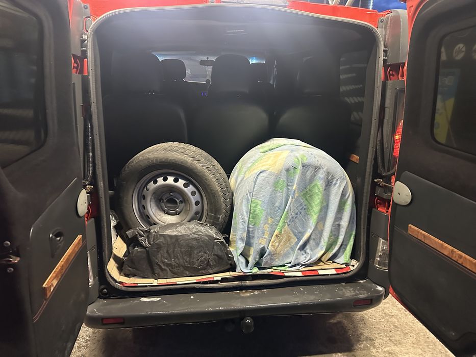 Продам рено трафік 1.9 TDi 100