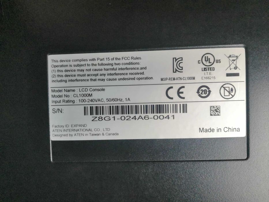 Aten CL1000M 17-calowa konsola LCD do szafy rack