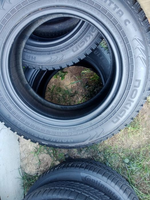 225 65 r16с Nokian Hakapelitta c 2011p