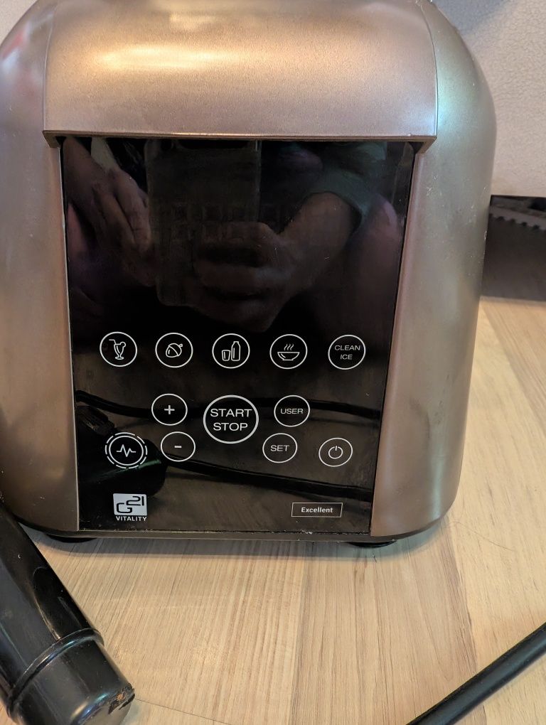 Blender wysokoobrotowy G21 Vitality Excellent z funkcją podgrzewania