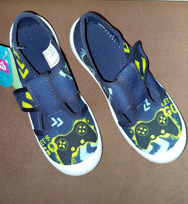 Kapcie trampki MB nowe na rzep rozmiar 32 wkładka 20.5 cm