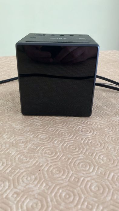 Radio despertador sony ICF-C1