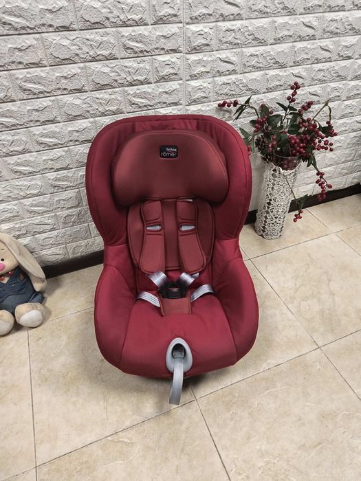 Автокрісло Britax Römer KING 2 Група 1 (9-18 кг)