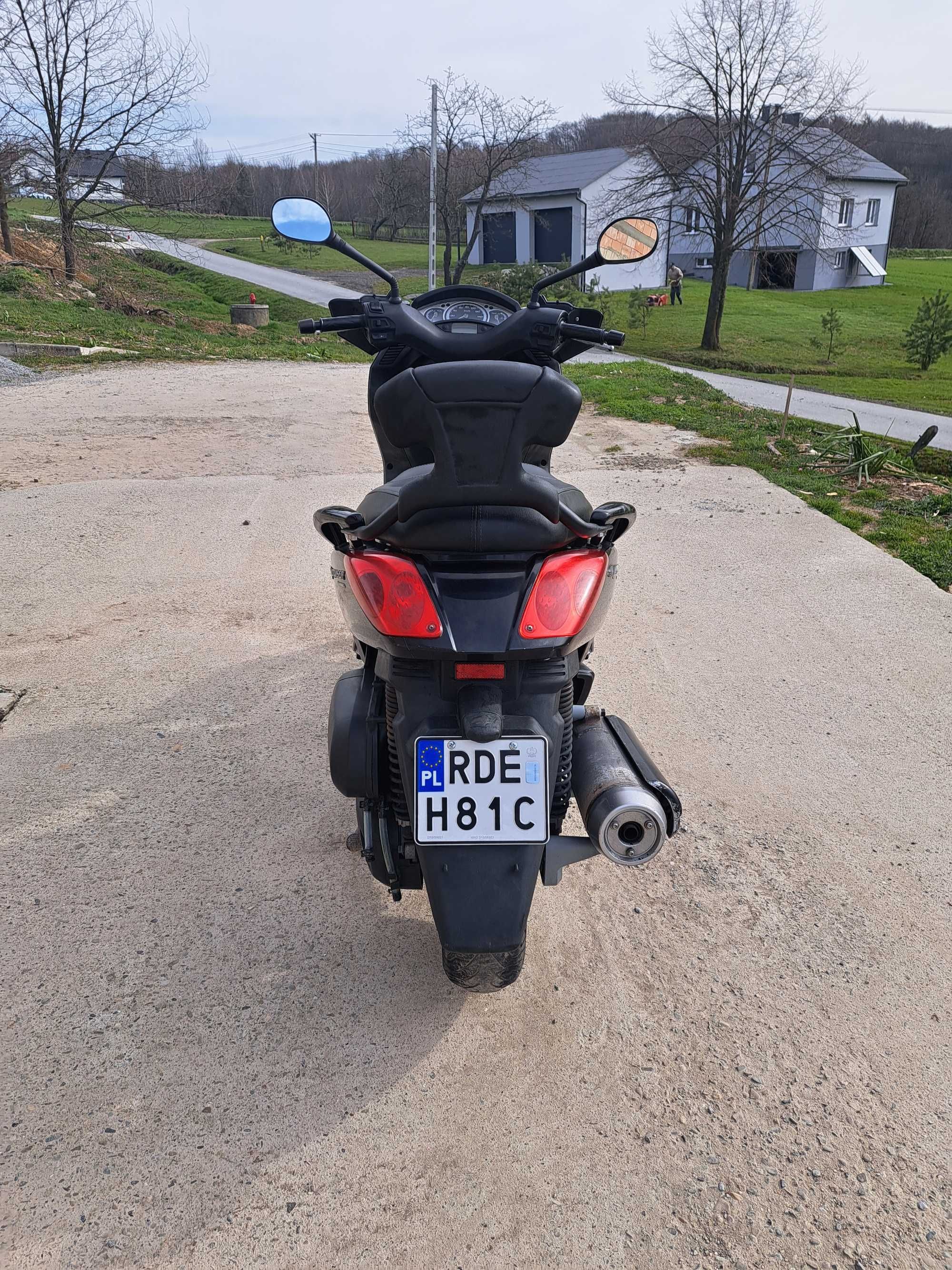 YAMAHA XMAX (skaykruiser) 125