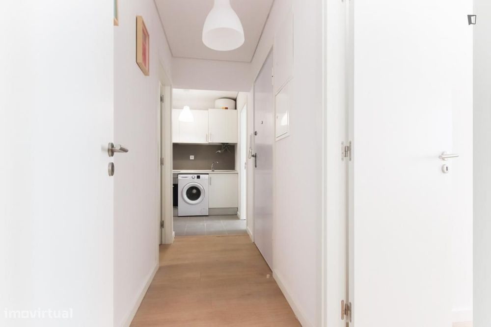 Quarto - localizado em Alameda Lisbon