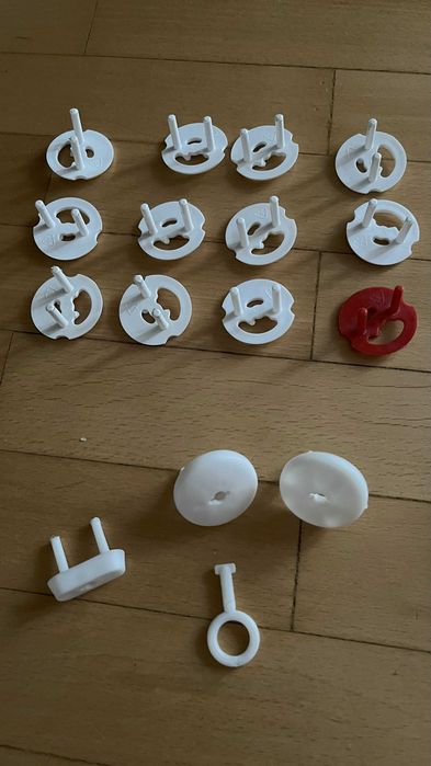 Zatyczki do gniazdek białe 37 sztuk, zabezpieczenie zaślepki