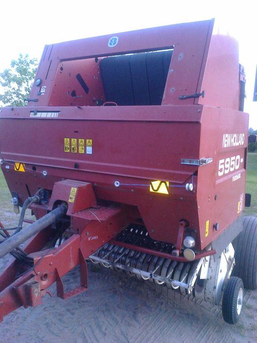 Prasa New Holland 5950 Feraboli Sprinter 180 zmiennokomorowa