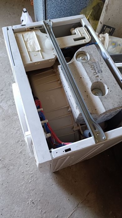 Продам пральну машину Atlant