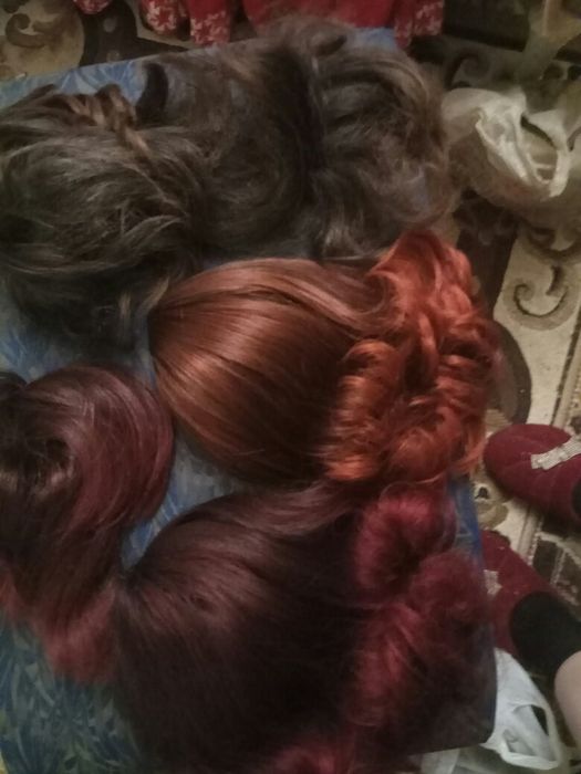 Парики ,шиньены эффектно- ,быстро и удобно