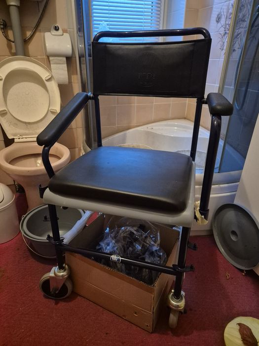 vermeiren wózek toaletowy toaleta przenośna