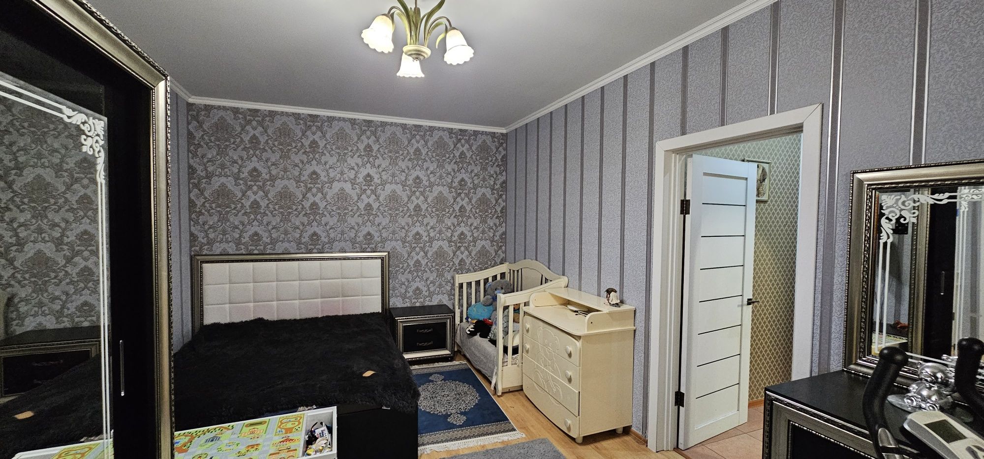 СРОЧНО продам однокомнатную квартиру  в пригороде Черноморска.