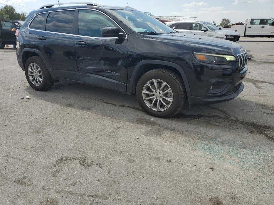 JEEP Cherokee latitude lux 2021