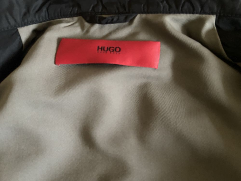 Куртка Hugo Boss (М)