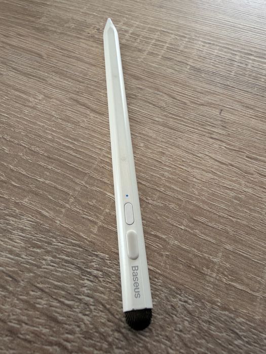 Ipad 6 Zestaw z etui oraz rysikiem