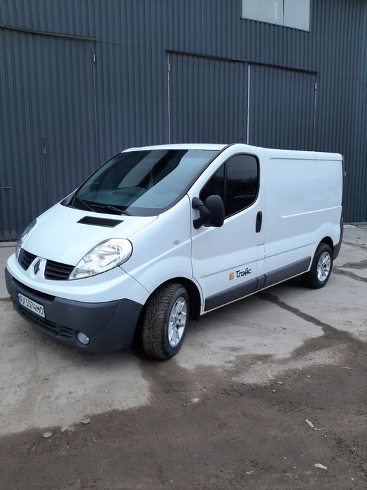 Продам рено трафік