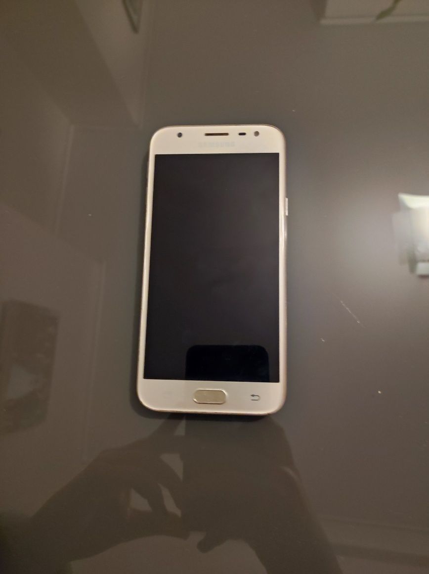Samsung Galaxy J3, 2017, 16 gb dourado.