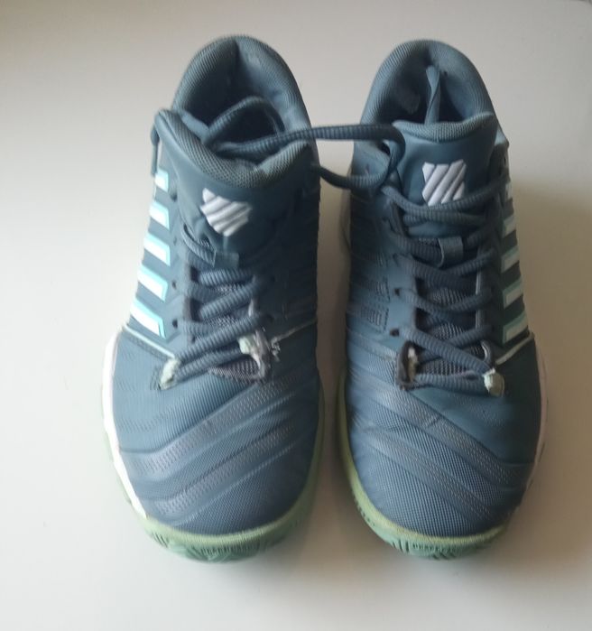 Кросівки чоловічі 37 розмір