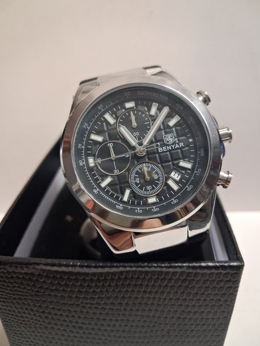 Męski zegarek kwarcowy