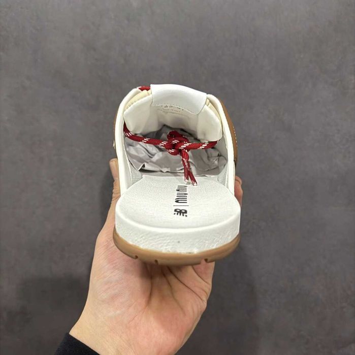 NewBalance_x_MiuMiu_530 SL Mule Brązowy 40