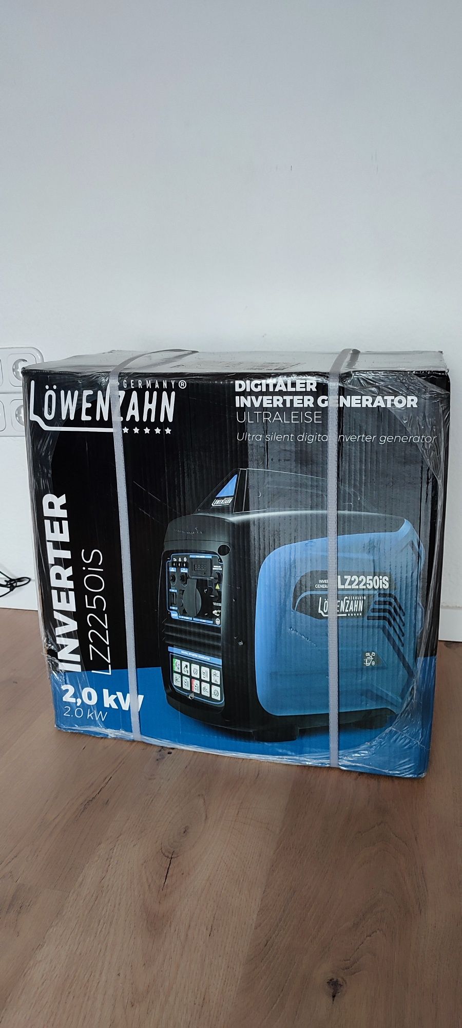Генератор LöwenZahn 2000W 230V 12V