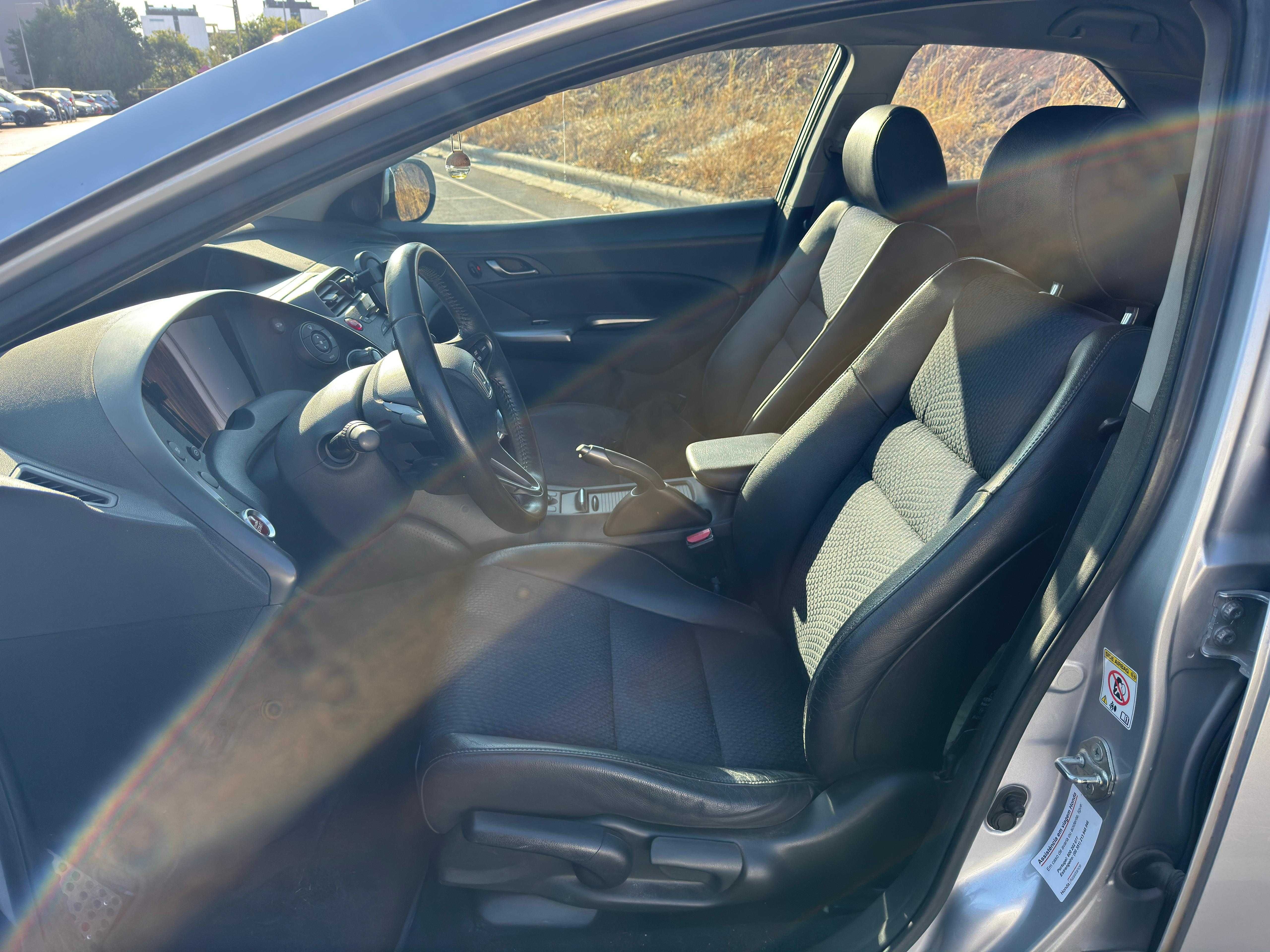 Honda Civic 1.4 i-VTEC Sport