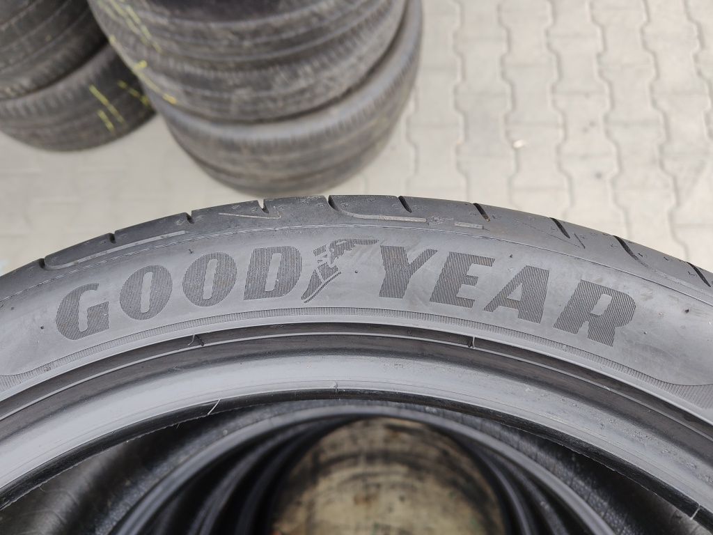 275/35/19 i 245/40/19 Goodyear Eagle F1 asymmetric 3