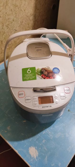 Мультиварка Polaris, на запчастини