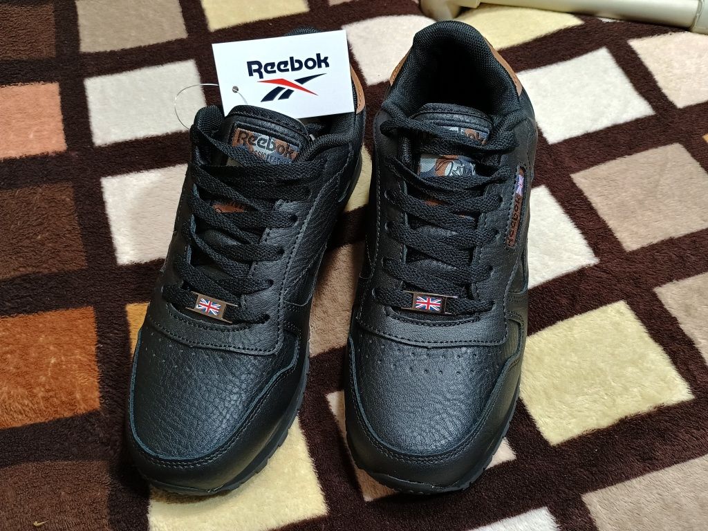 Чоловічі кросівки Reebok шкіряні мужские кроссоовки. Чоловіче