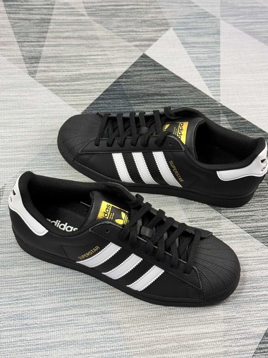 Buty damskie Trampk adidas SuperStar Cloud White Core Black R.40