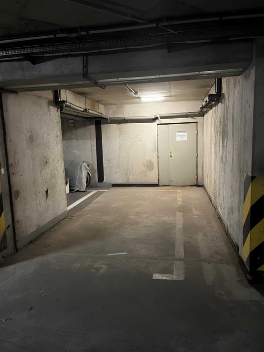 Bezpieczne miejsce postojowe w garażu podziemnym Bemowo