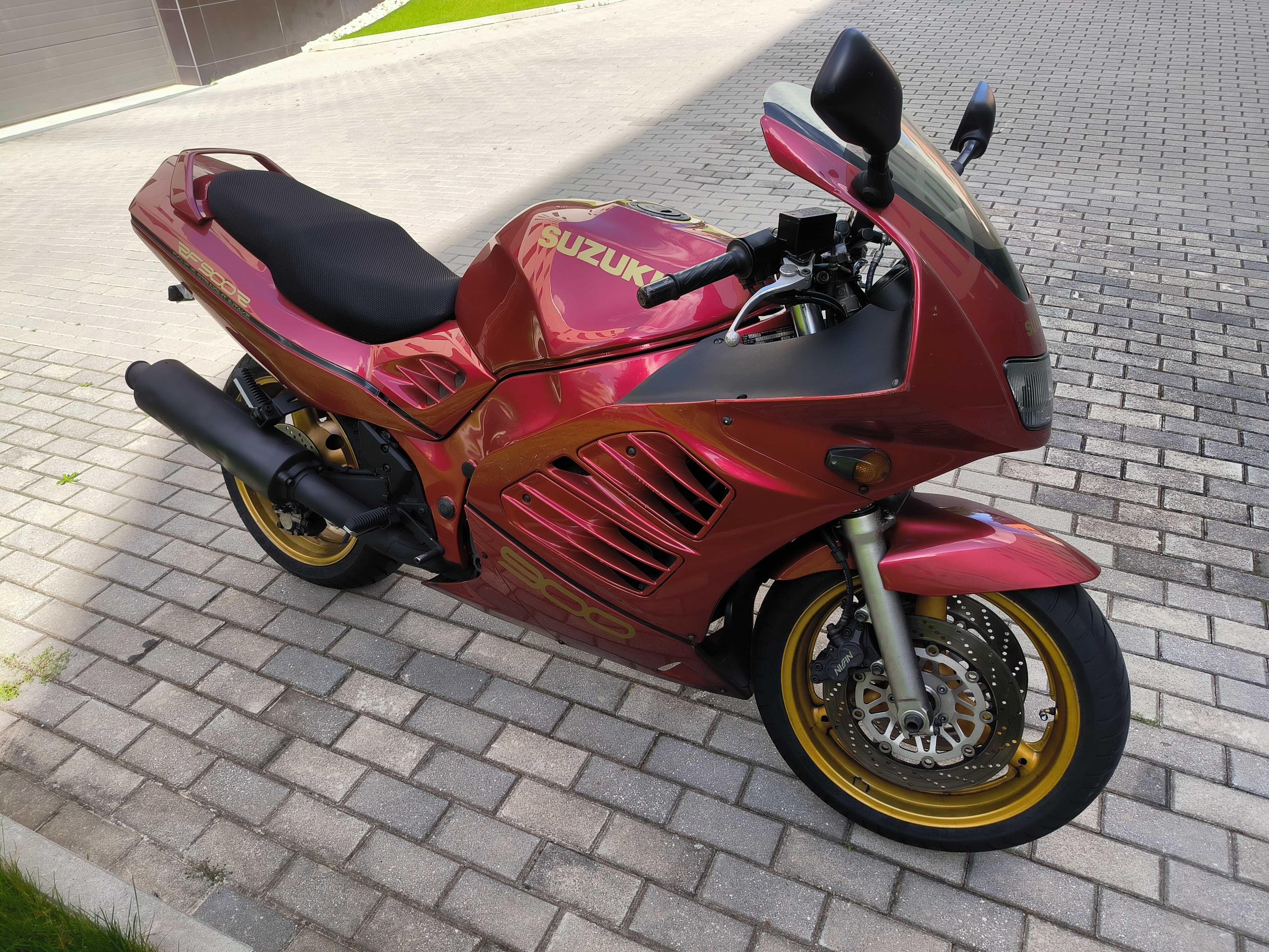 Suzuki RF 900 R - 1994