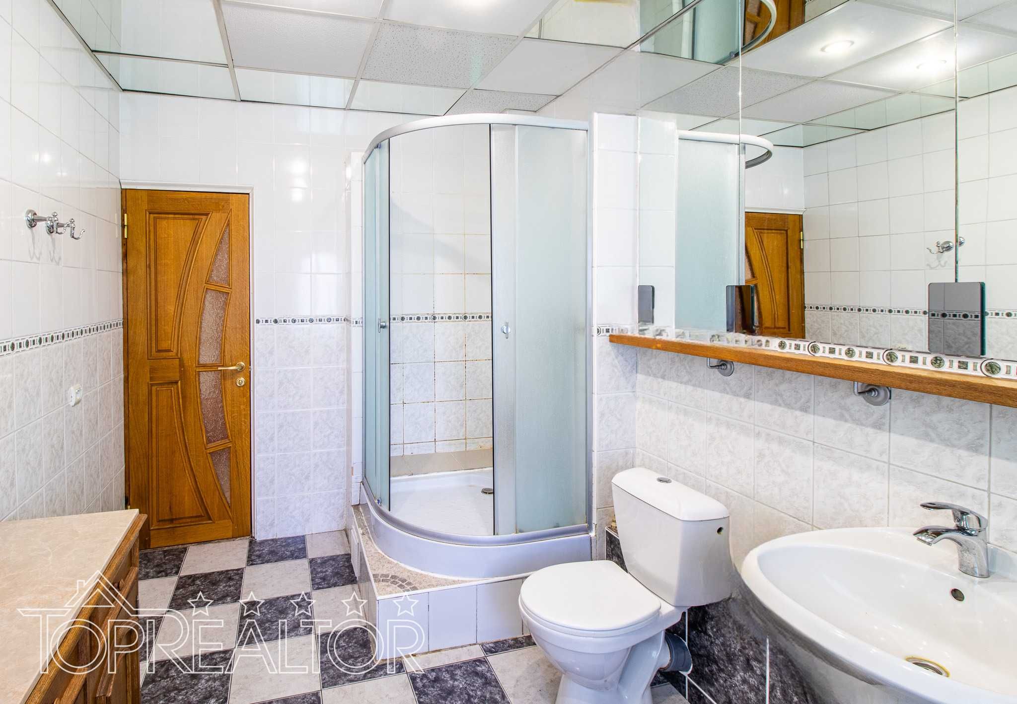 В продаже 2-этажный дом с банькой на Алексеевке (на Олексіївці)!