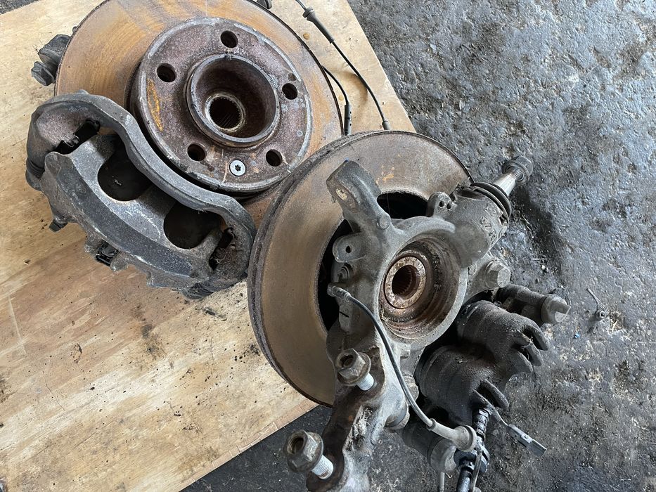 Поворотний кулак рено мастер 3. Ступиця мастер 3. Цапфа мастер 3