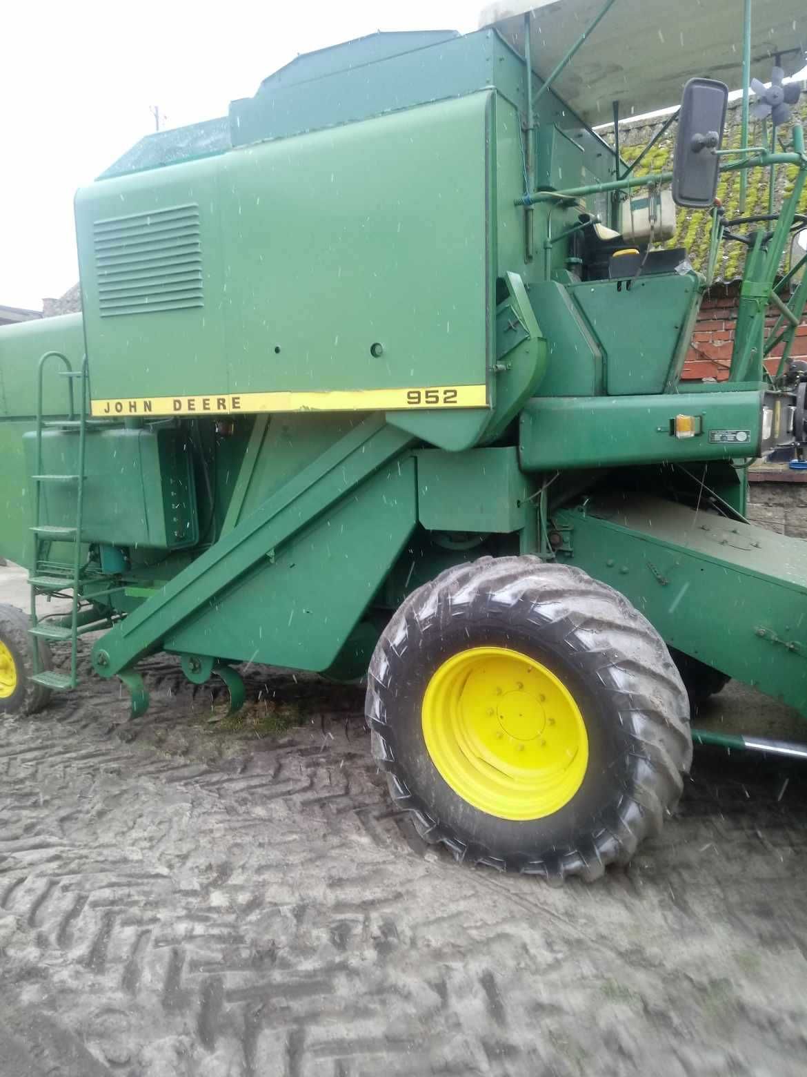 Kombajn John Deere 952