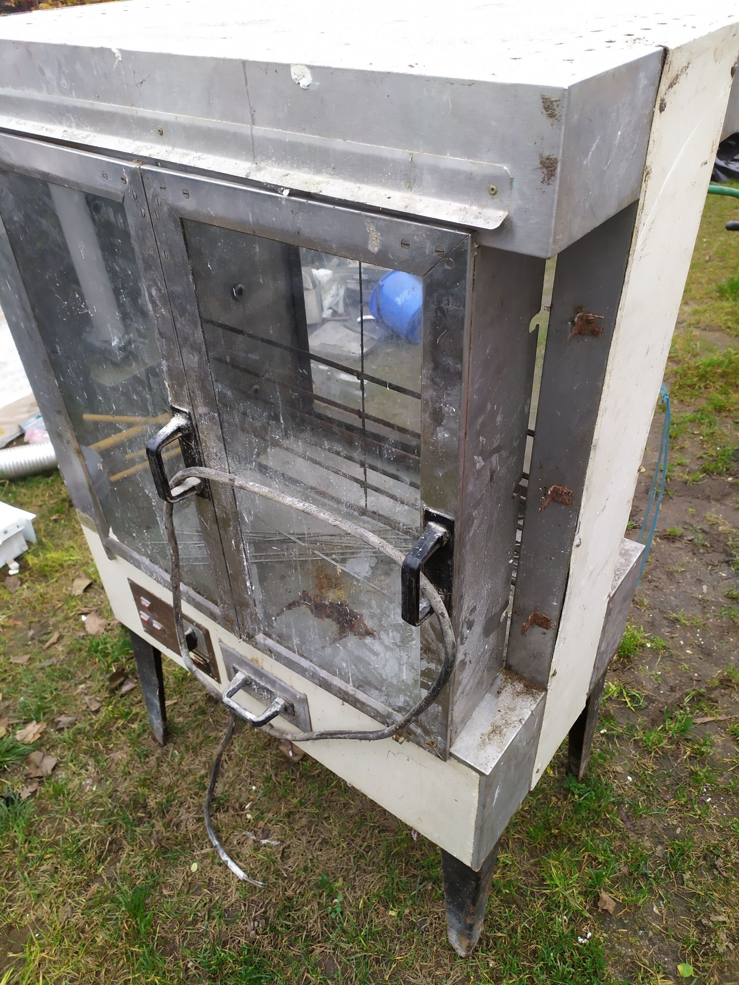 Rożen rożno elektryczny ff grill kurczaków stary PRL na siłę witryna