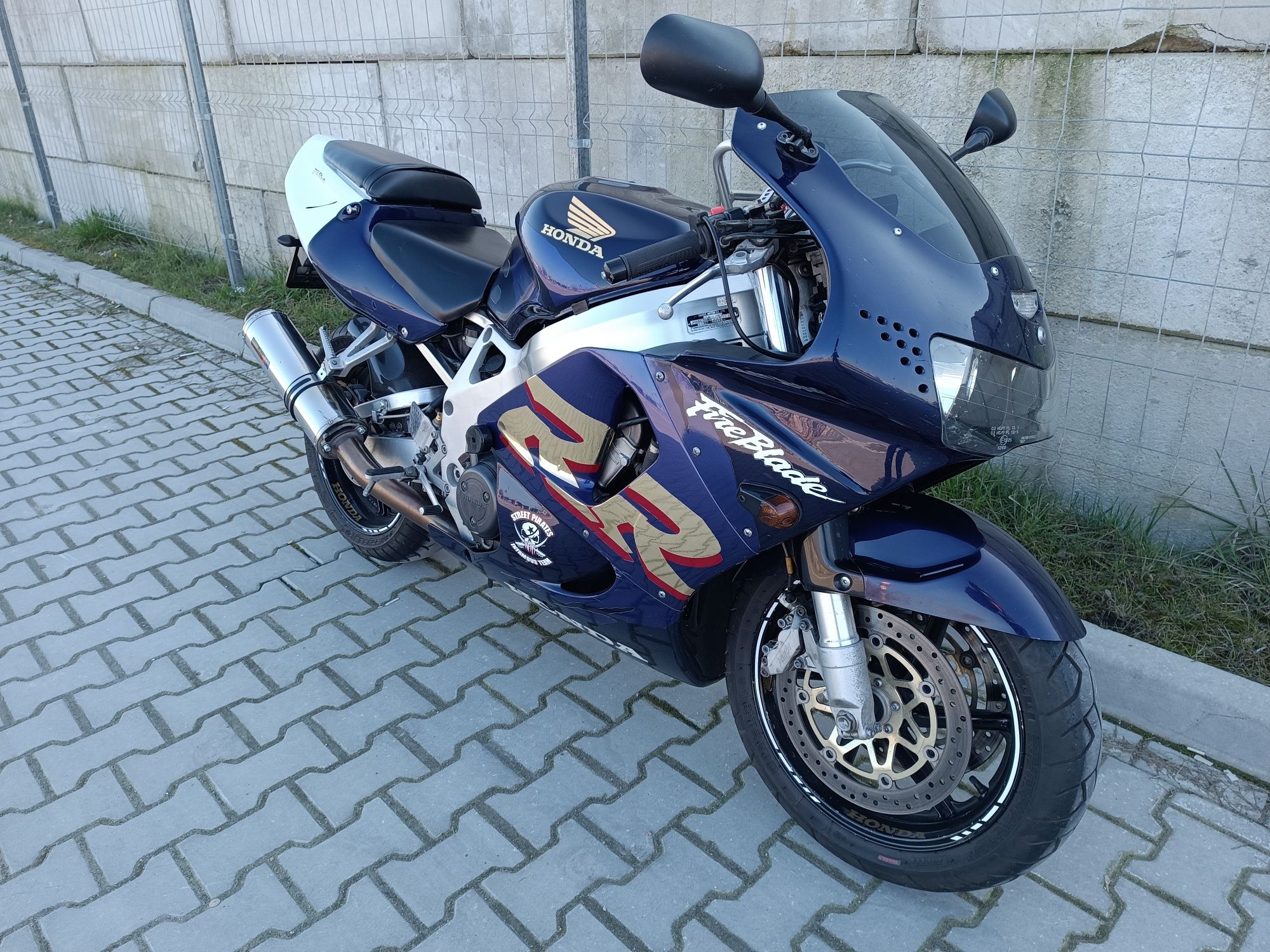 Honda CBR 919 RR FireBlade