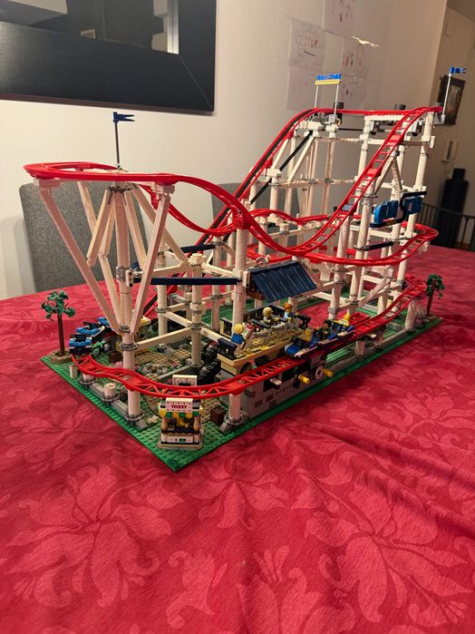 Lego Creator 10261 - Montanha Russa