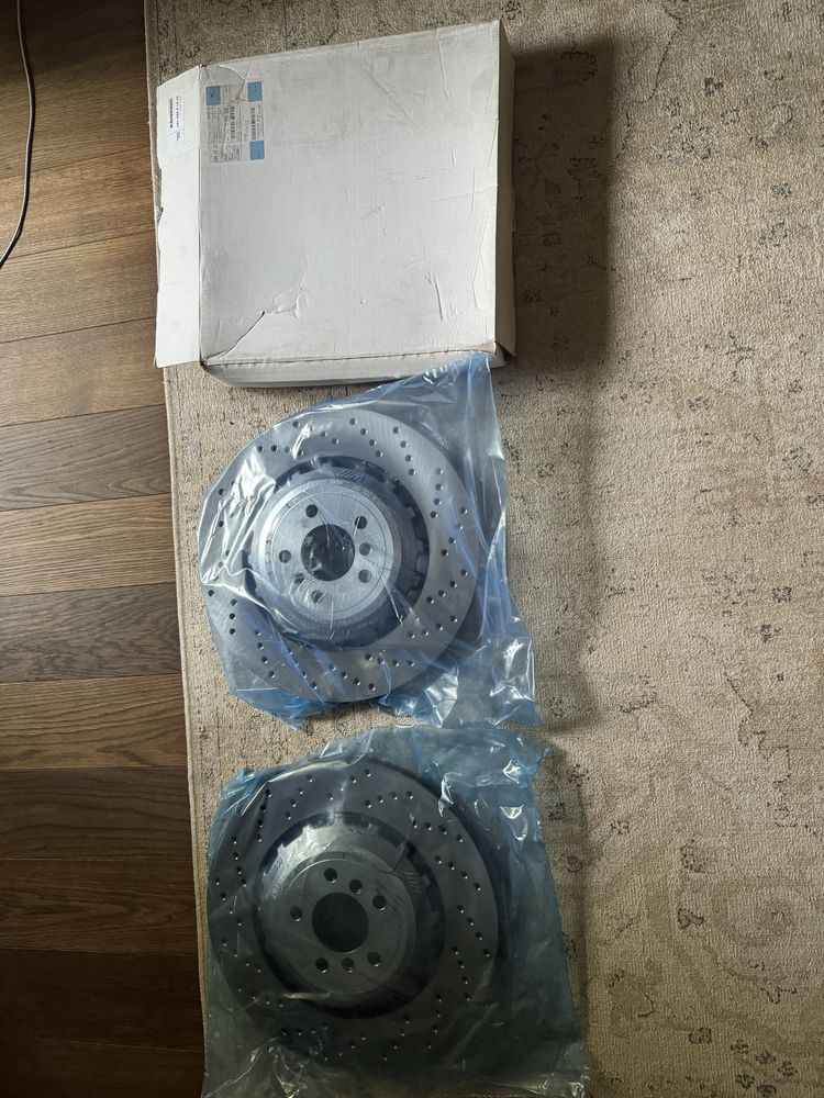 Tarcze hamulcowe przód komplet BMW M5 F10 M6 F06 F12 NOWE OEM! Komplet