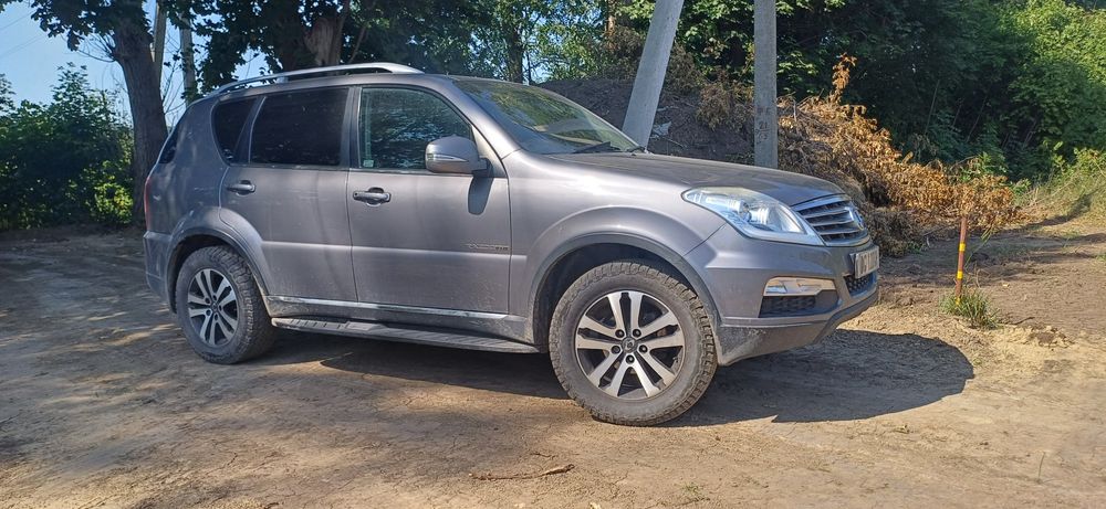 Шрот розборка розбір SsangYong rexton w запчастини запчасти авторозбір