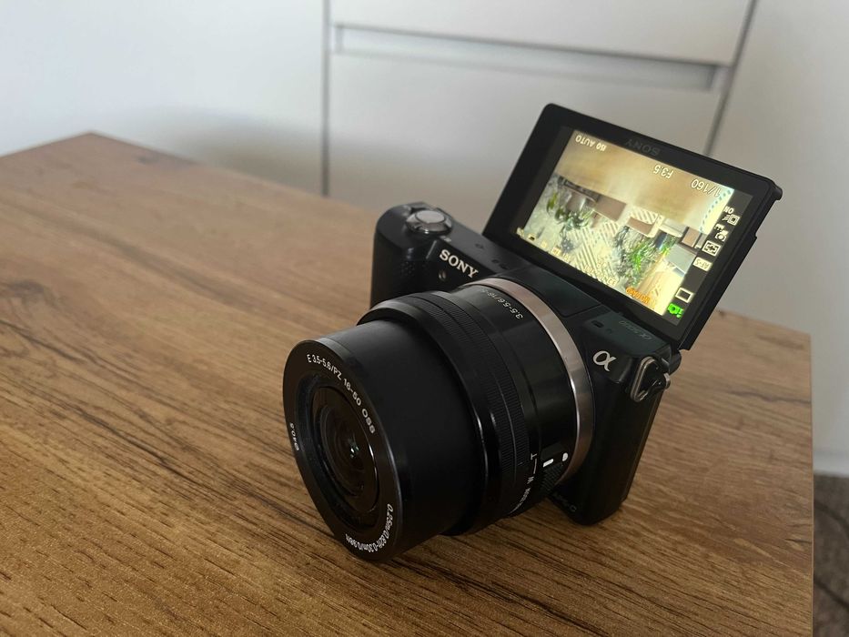 Aparat Sony a5000