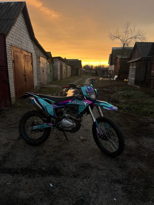 Продам кові джс300