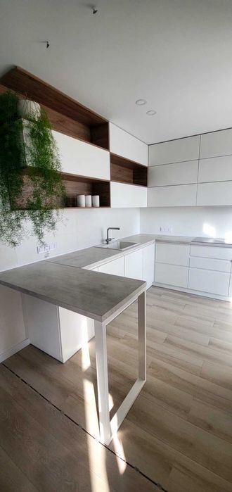 Качественная кухня под заказ от производителя.