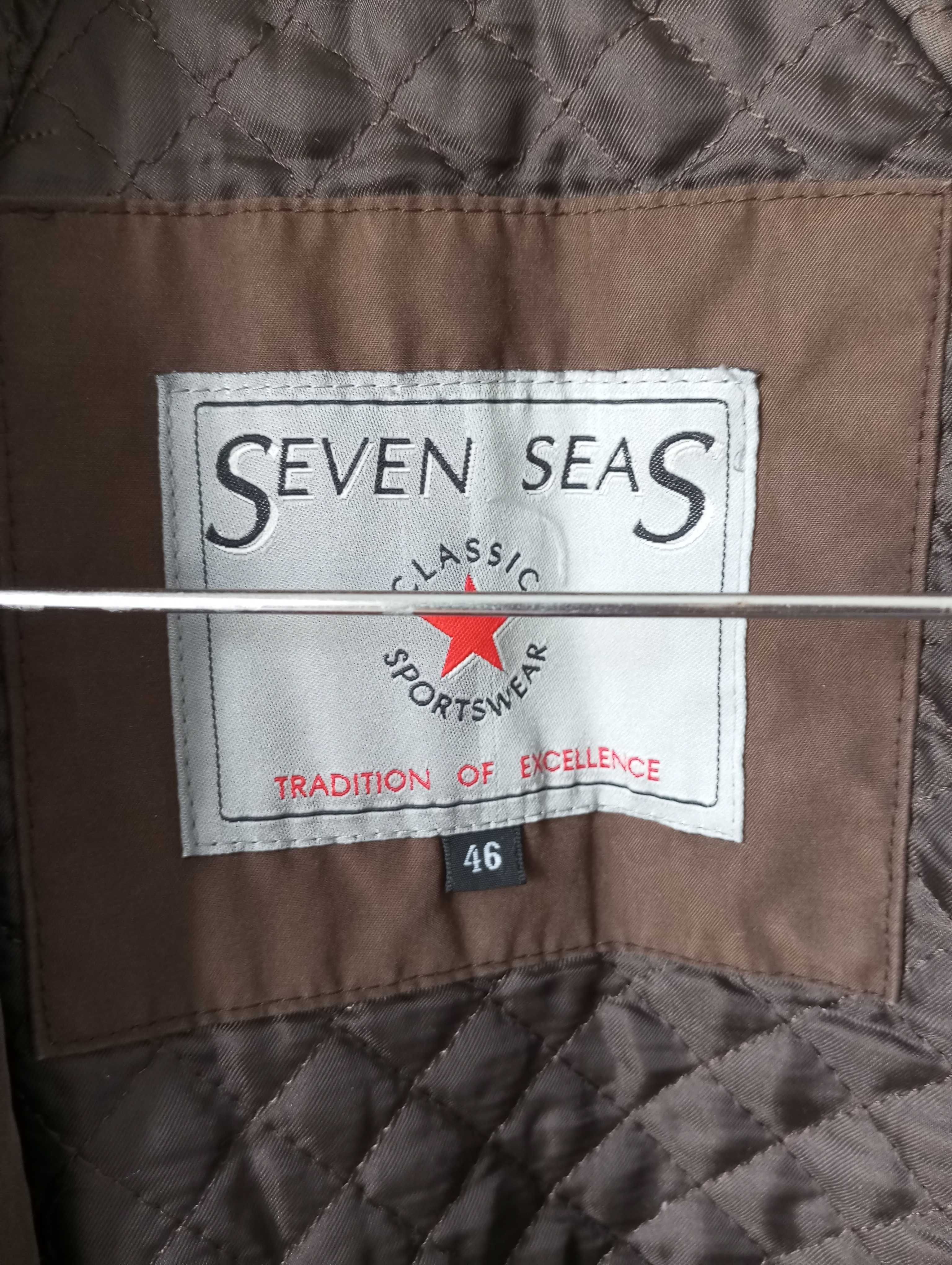 Gabardine impermeável (46), da Seven Seas