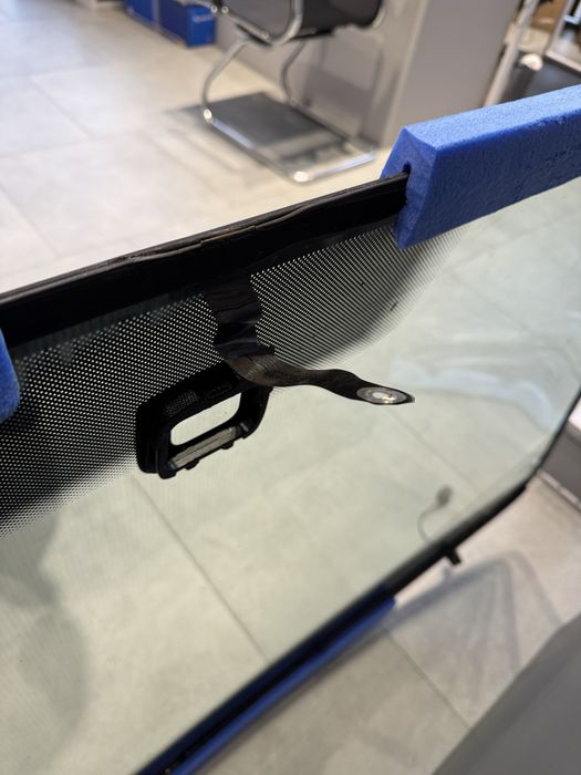 Скло вітрове, лобове, vw passat b7 з обігрівом та датчиком