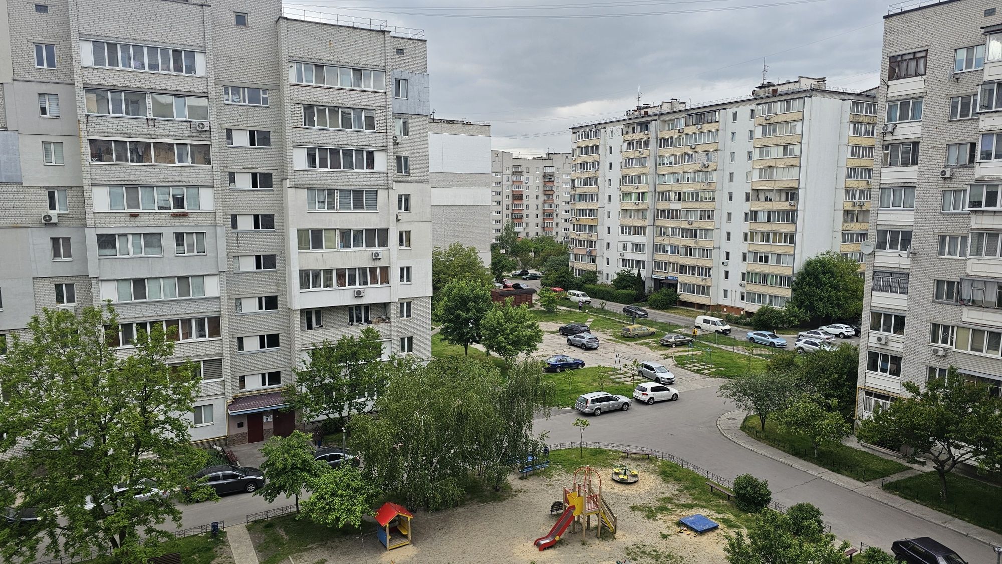 3 кімн. квартира вул.ГОЛОВАТОГО початок
