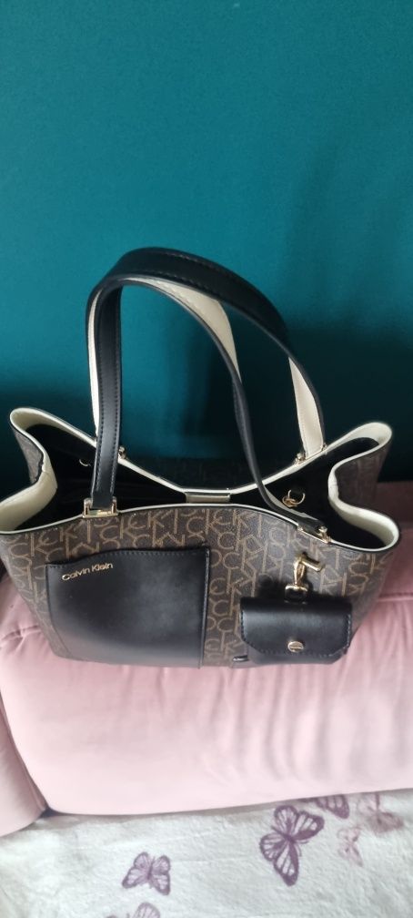 Torebka Calvin Klein shopper brązowa
