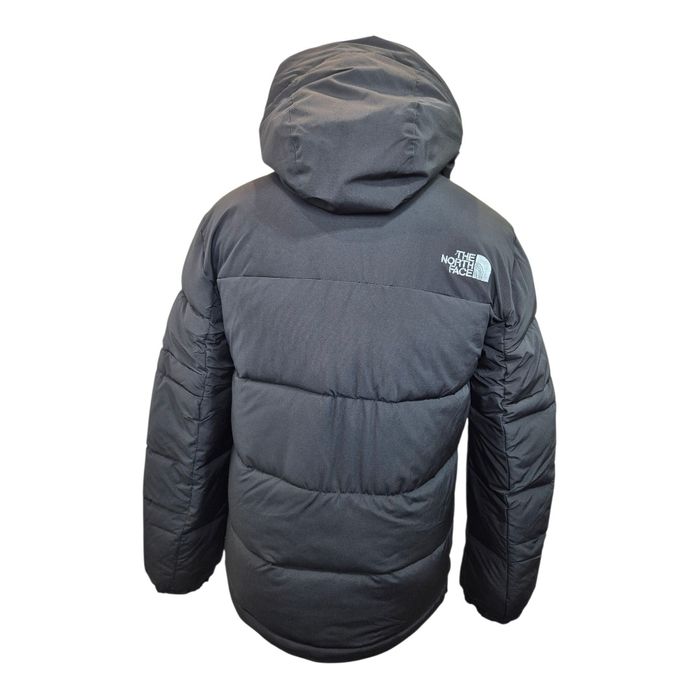 Чоловіча зимова куртка TNF тепла чорного кольору.