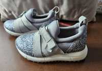 Adidasy Benetton nowe r. 22